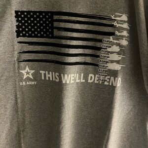 US ARMY UNISEX XL “THIS WE’LL DEFEND” GRAPHIC TEE GRAY BLACK WHITE CORE …